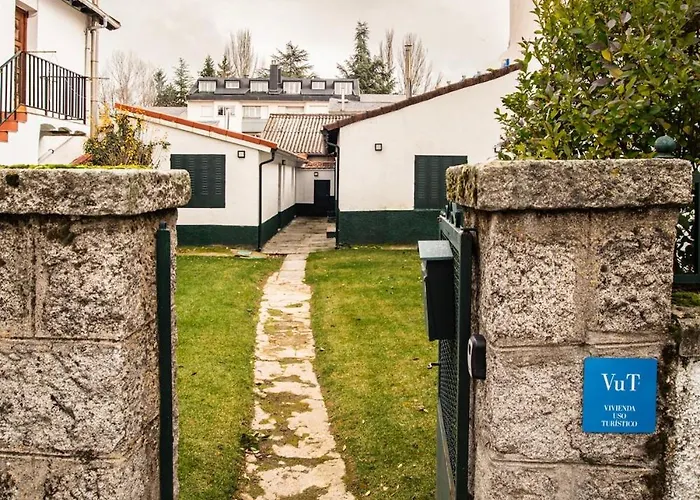 Casa Con Encanto En By Casa vacanze El Espinar